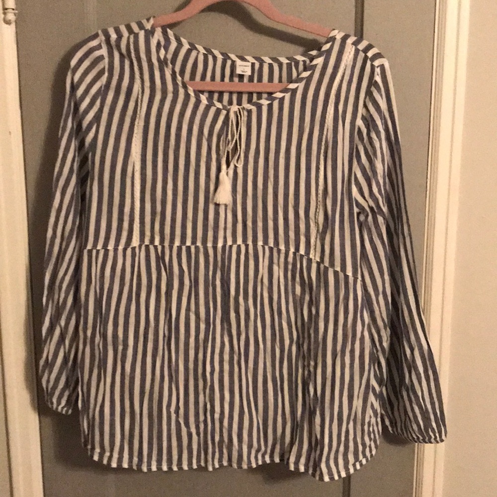 NWT OLD NAVY TOP